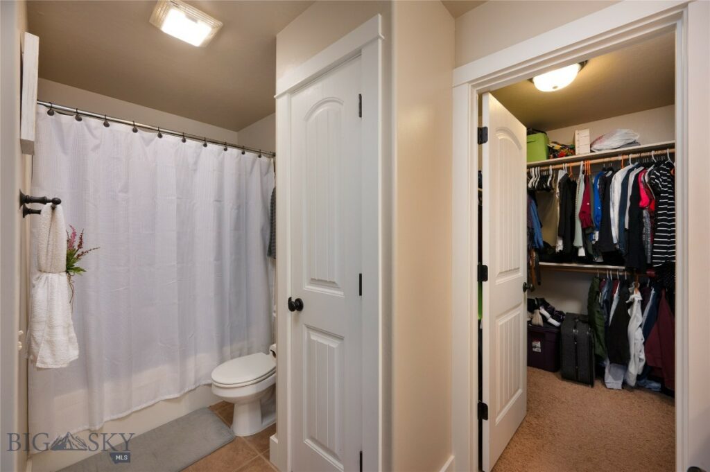 996 Saxon Way, Bozeman MT 59718