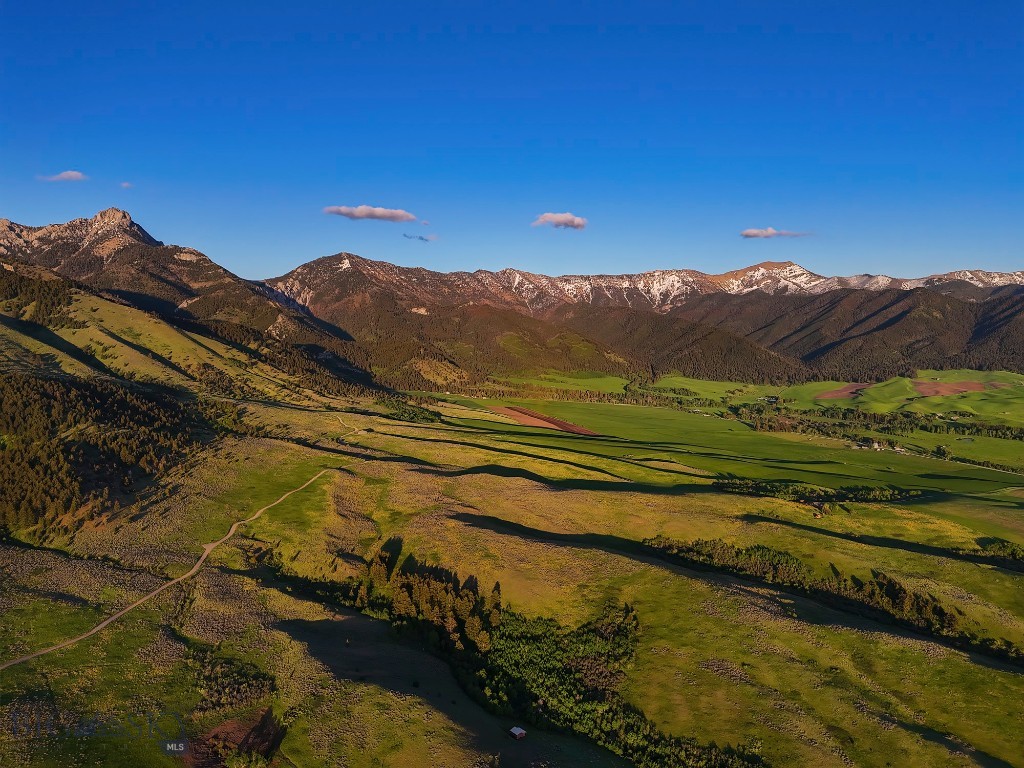 Four Bar Ranches Corbly Gulch, Belgrade MT 59714