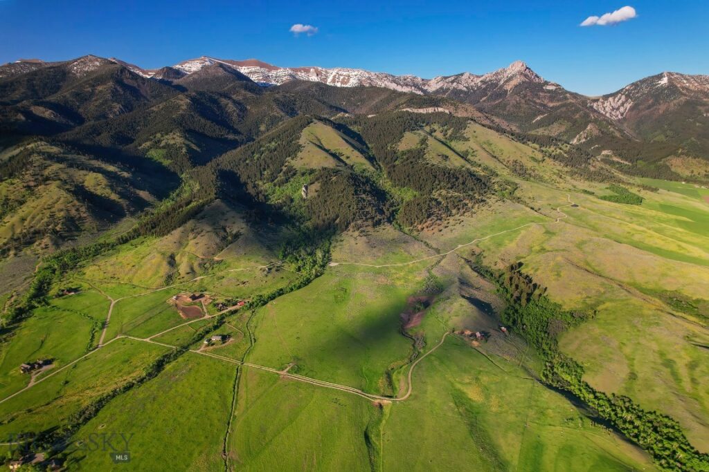 Four Bar Ranches Corbly Gulch, Belgrade MT 59714