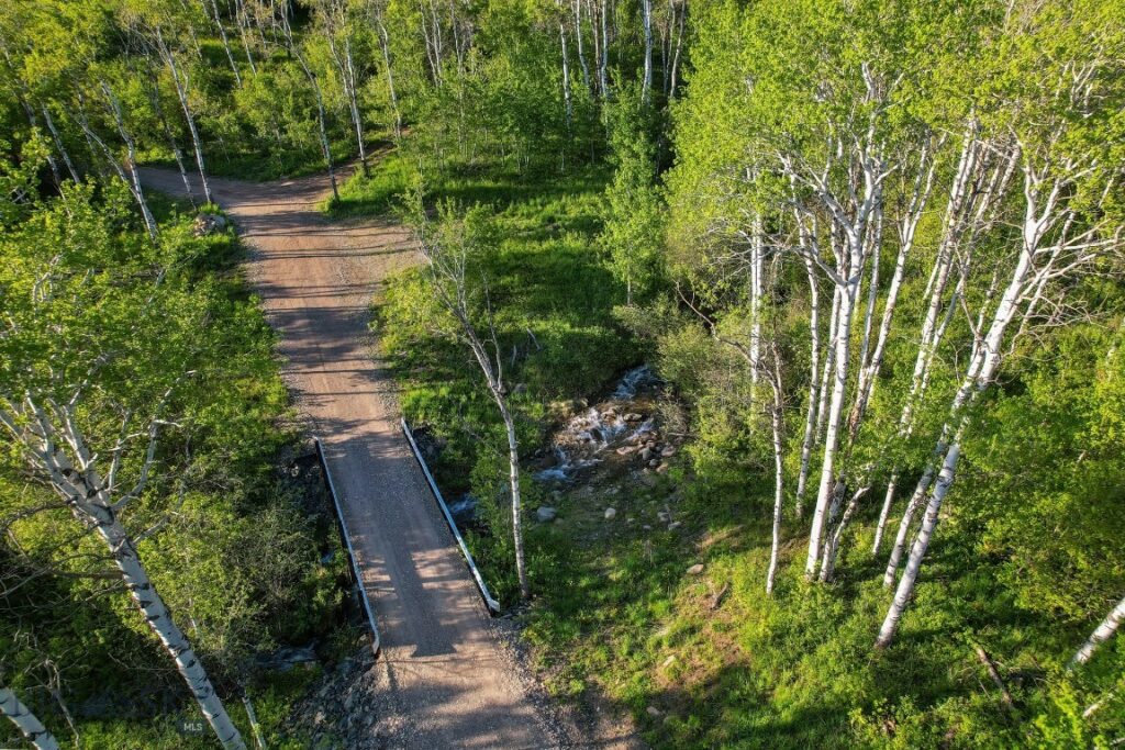 Four Bar Ranches Corbly Gulch, Belgrade MT 59714