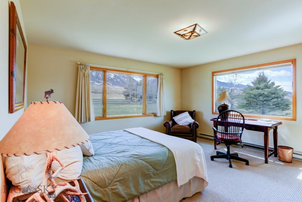 , Livingston MT 59047
