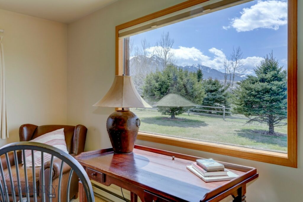 , Livingston MT 59047