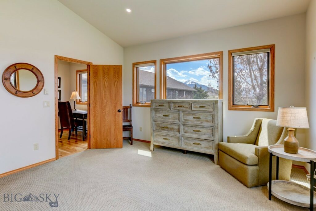 , Livingston MT 59047