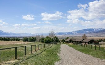 , Livingston MT 59047