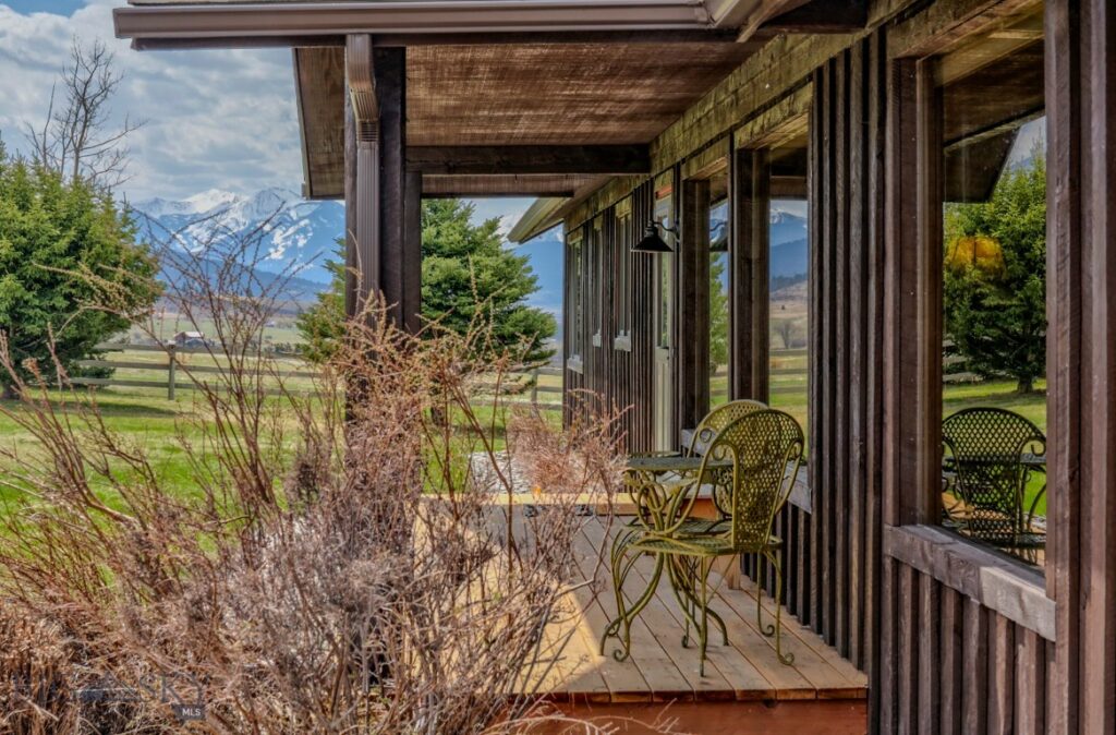 , Livingston MT 59047