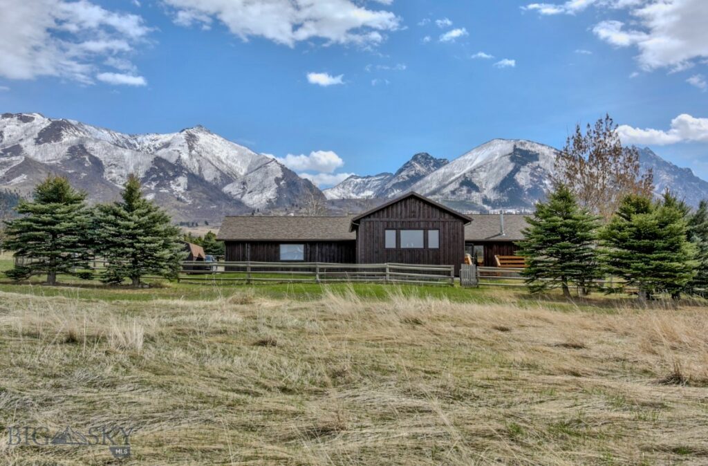 , Livingston MT 59047