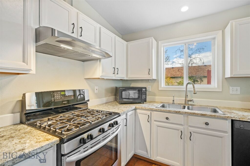 339 Mountain Lion Trail, Bozeman MT 59718