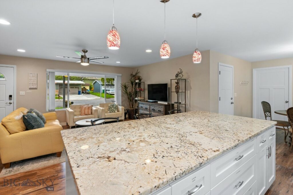 323 N 20th Avenue, Bozeman MT 59718