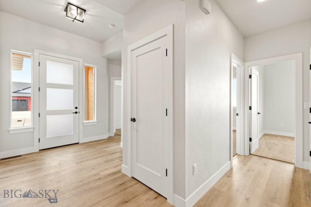 608 Spaniel Lane, Belgrade MT 59714