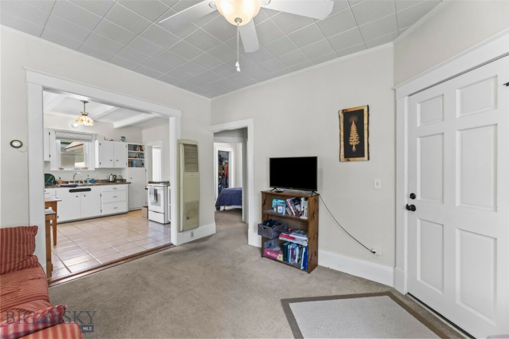 213 N 9th Avenue N, Bozeman MT 59715