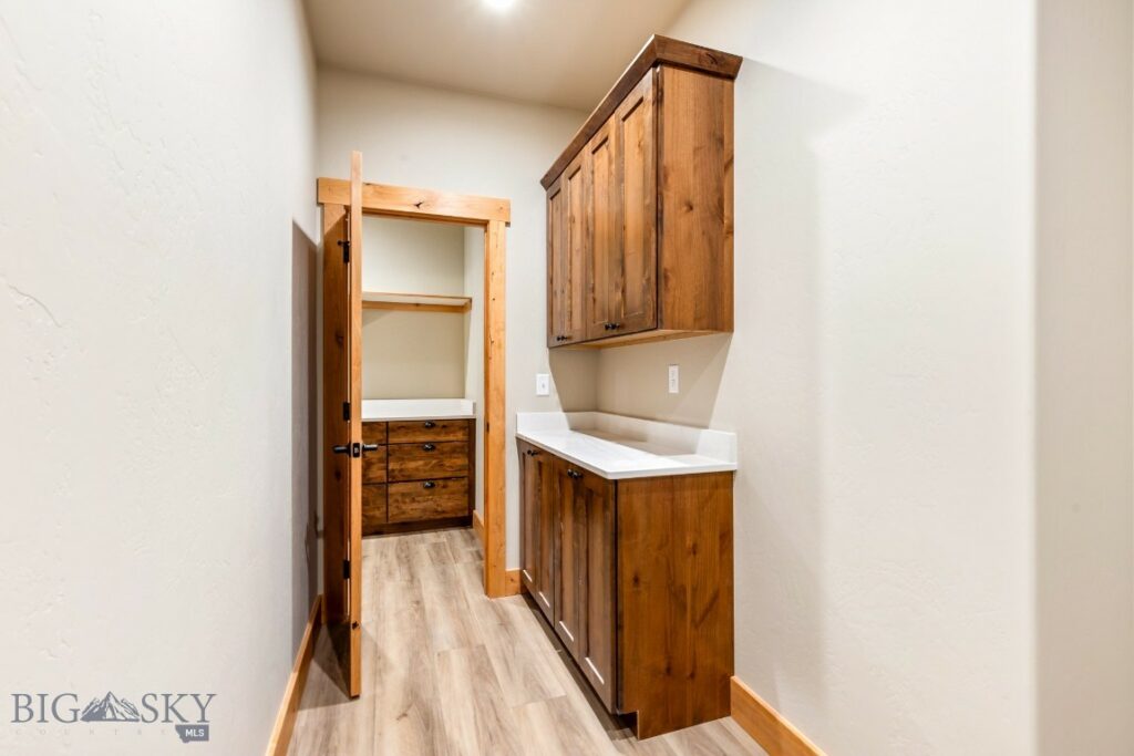 38 Heather Lane, Livingston MT 59047