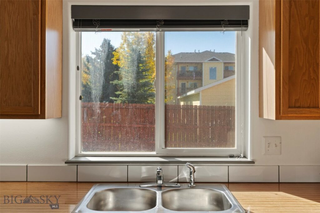 3302 Laredo Drive, Bozeman MT 59718