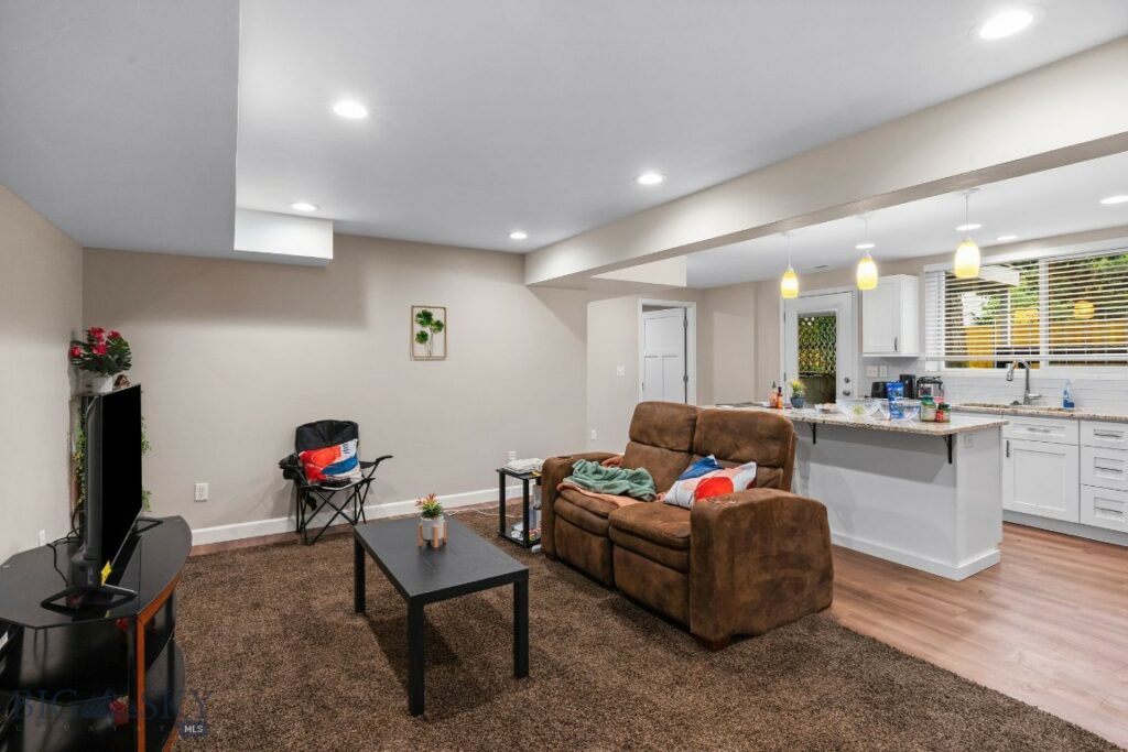 323 N 20th Avenue, Bozeman MT 59718