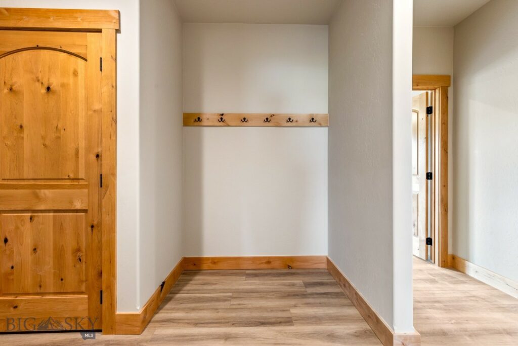 38 Heather Lane, Livingston MT 59047