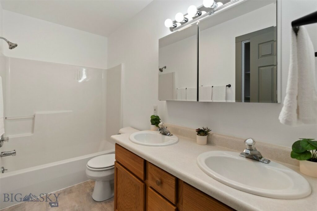 3302 Laredo Drive, Bozeman MT 59718