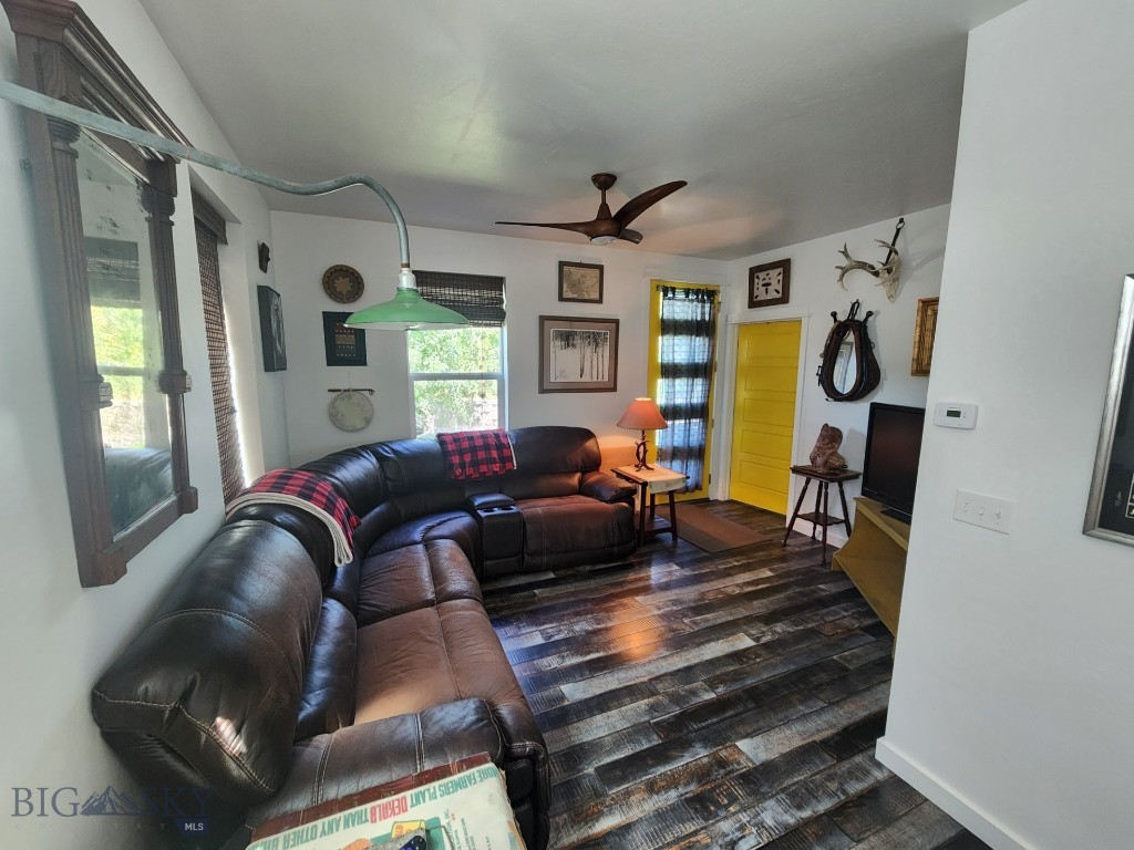 368 N Cottonwood Road, Bozeman MT 59718