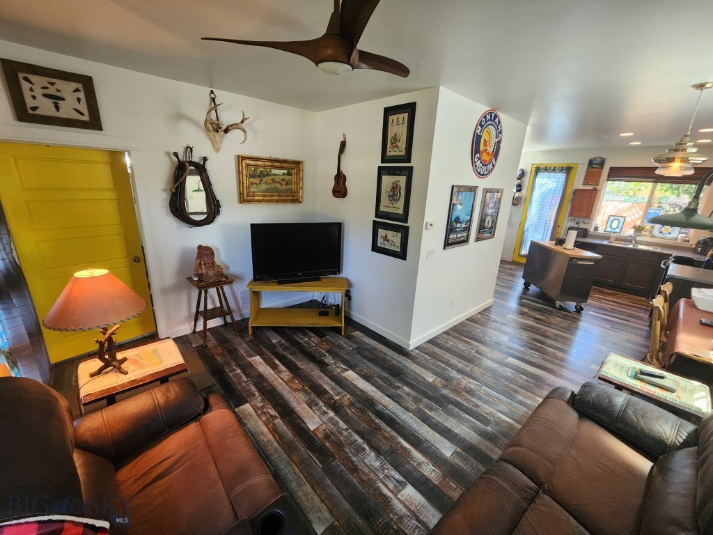 368 N Cottonwood Road, Bozeman MT 59718