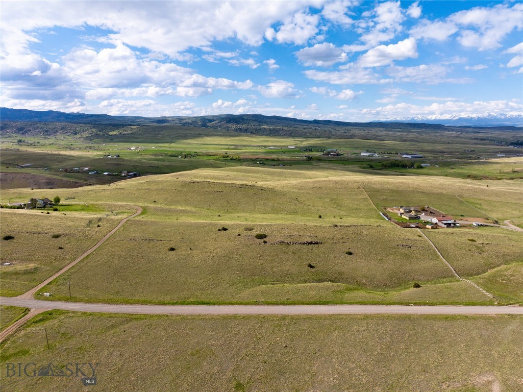 171 Brave Heart Loop, Bozeman MT 59718