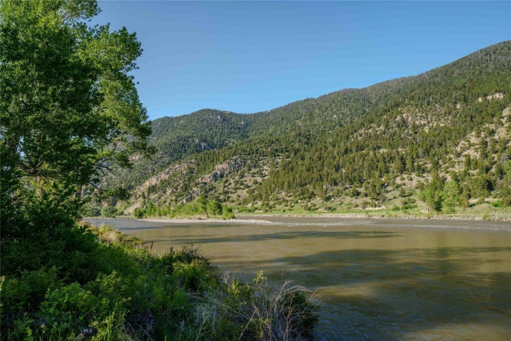 NHN East River Road, Livingston MT 59047
