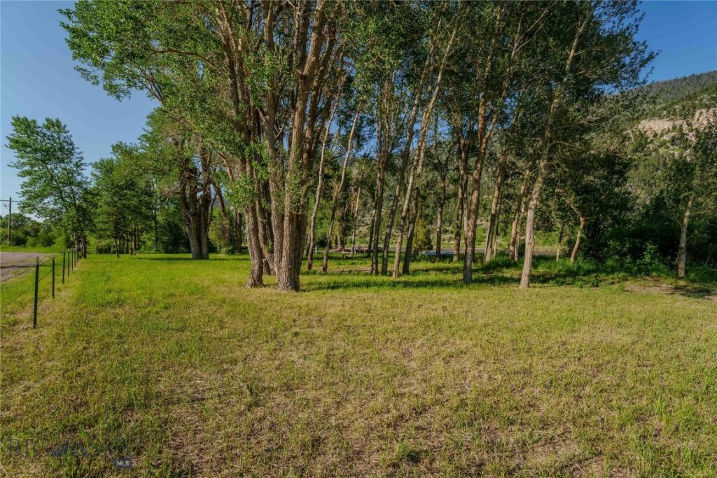 NHN East River Road, Livingston MT 59047