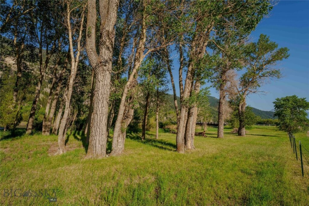 NHN East River Road, Livingston MT 59047