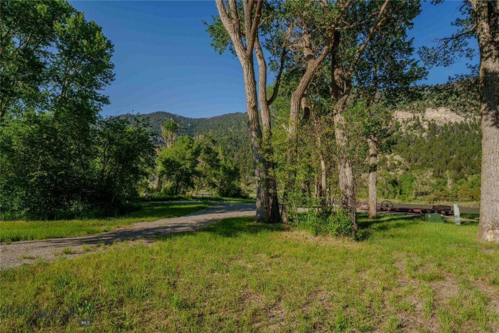 NHN East River Road, Livingston MT 59047