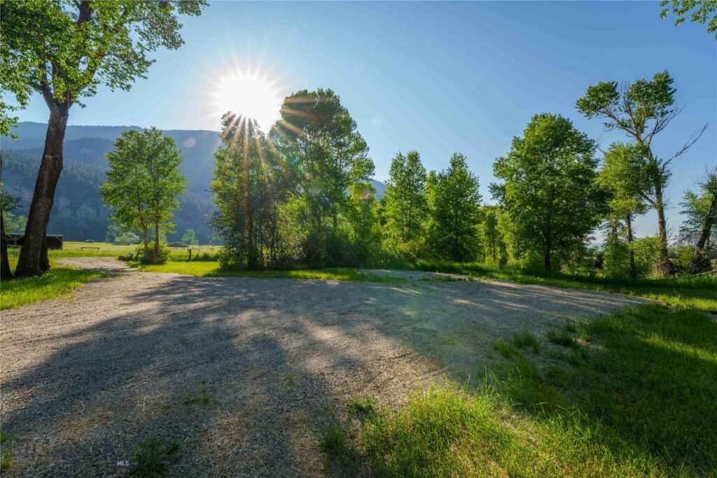 NHN East River Road, Livingston MT 59047