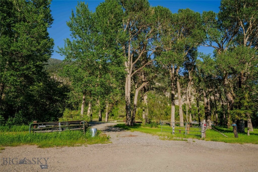 NHN East River Road, Livingston MT 59047