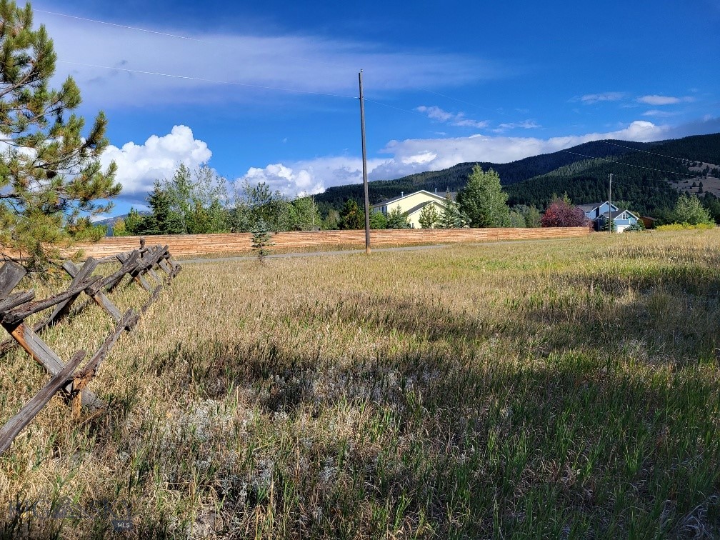 NHN Hyalite Canyon Road, Bozeman MT 59715