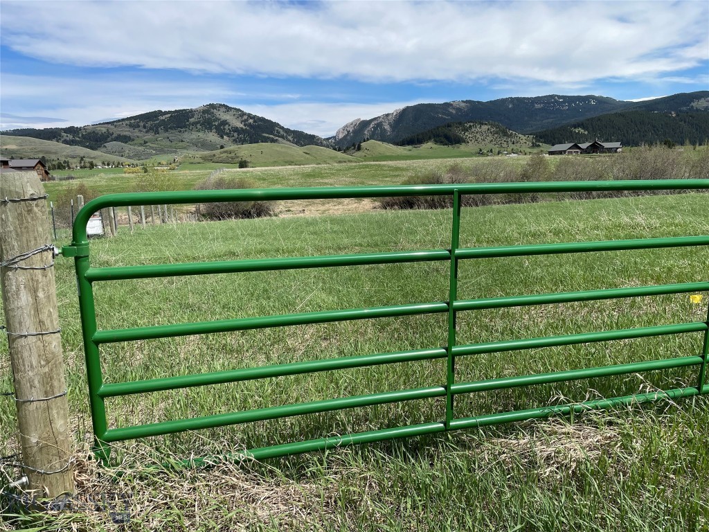NKN Mount Ellis Lane, Bozeman MT 59715