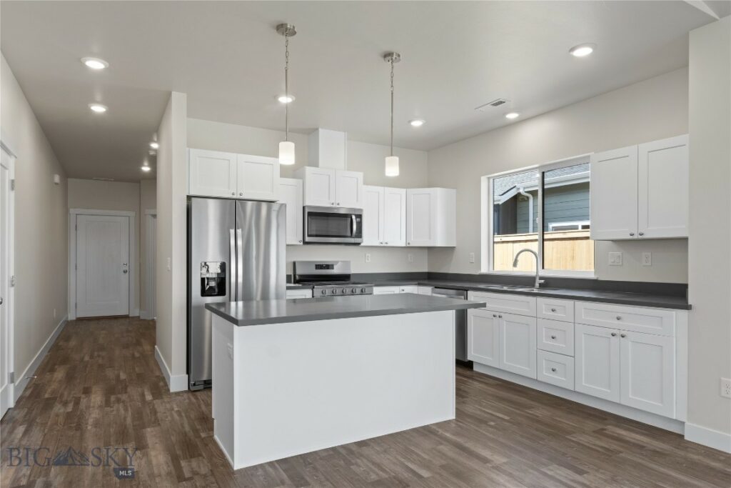 12 Westgate Ave, Bozeman MT 59718