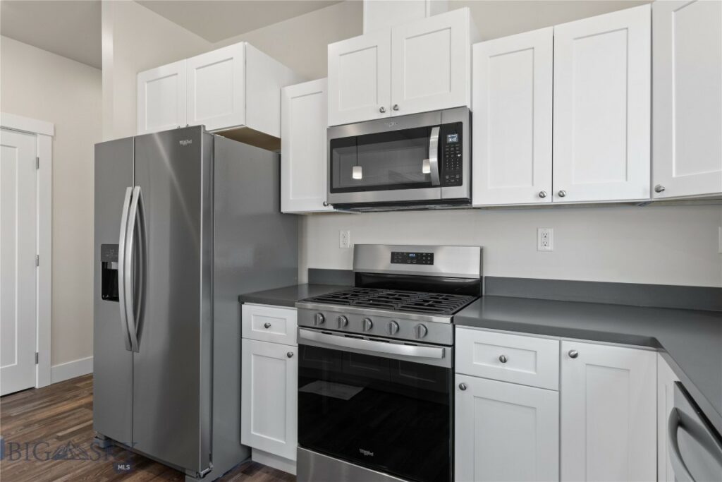 12 Westgate Ave, Bozeman MT 59718