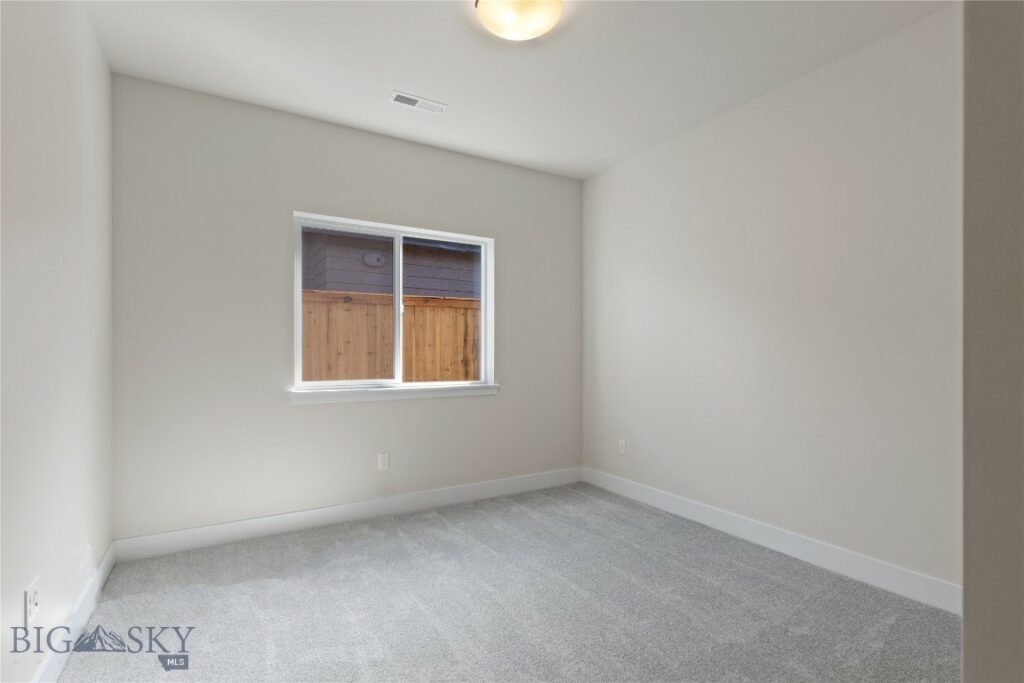 12 Westgate Ave, Bozeman MT 59718