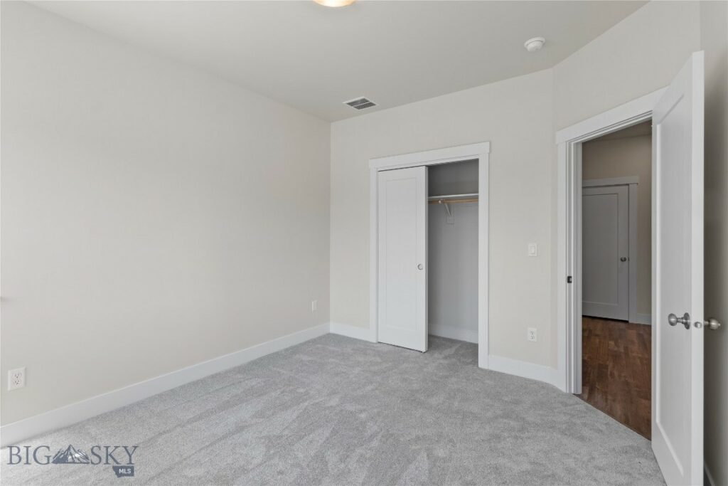 12 Westgate Ave, Bozeman MT 59718