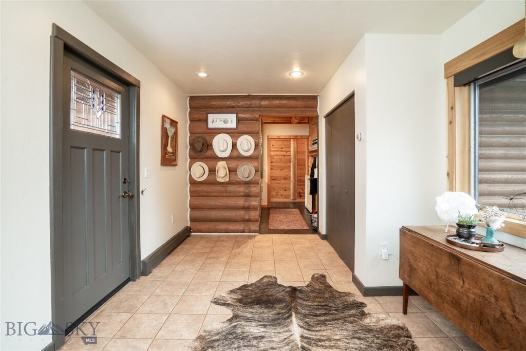 3033 Wes Davis Road, Belgrade MT 59714