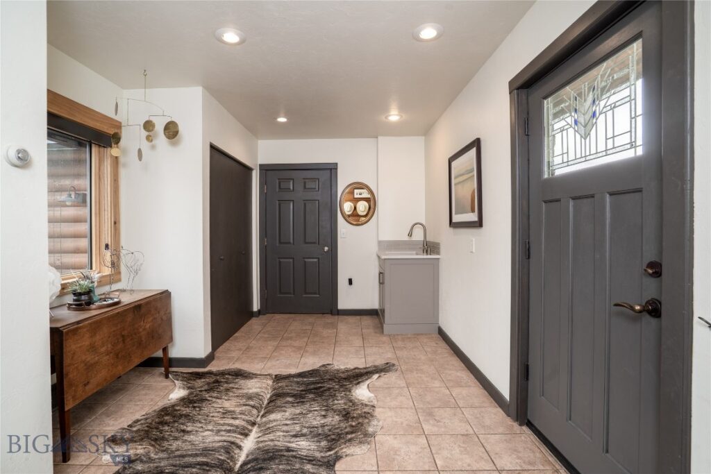 3033 Wes Davis Road, Belgrade MT 59714