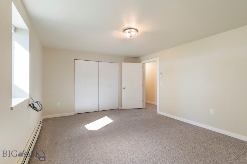 3033 Wes Davis Road, Belgrade MT 59714