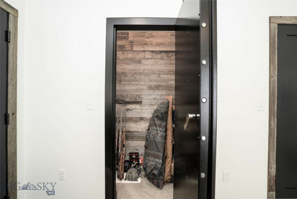 182 Elk Ridge Road, Livingston MT 59047