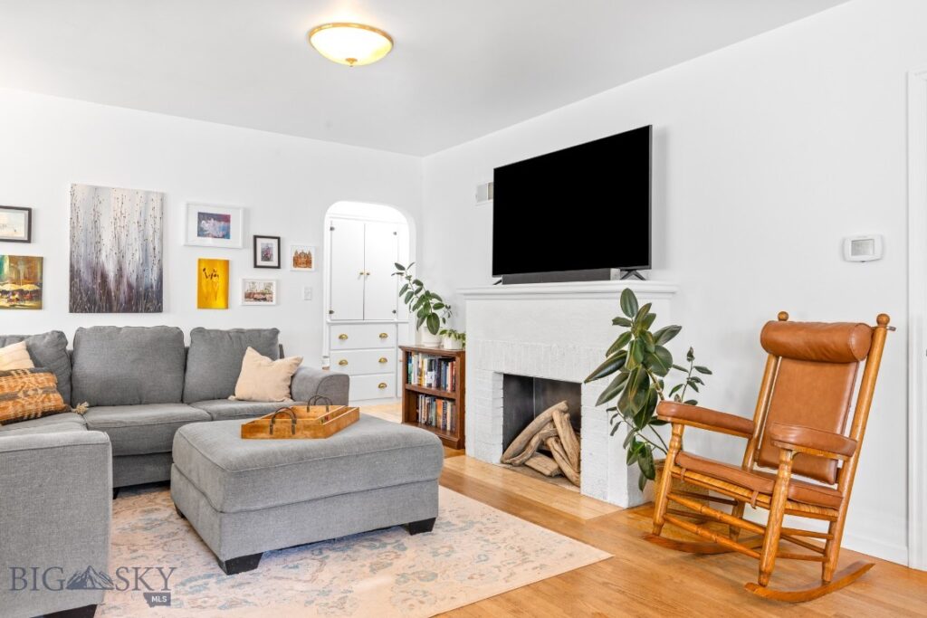 215 S 10th Street, Livingston MT 59047