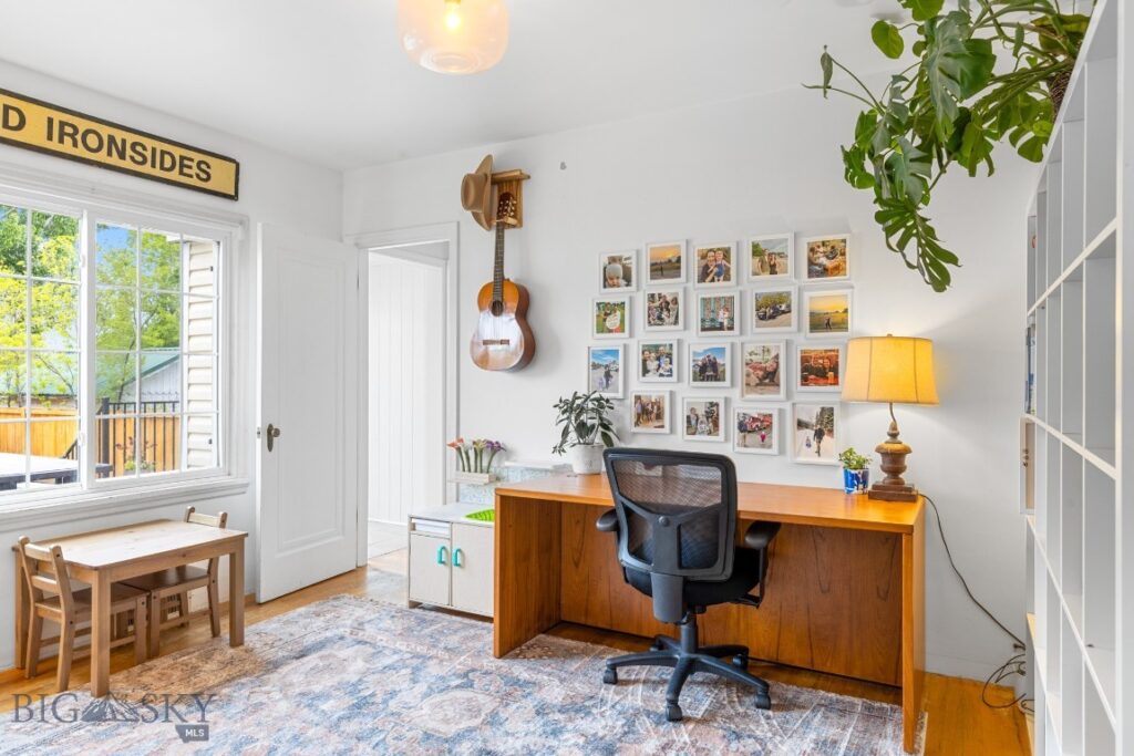 215 S 10th Street, Livingston MT 59047