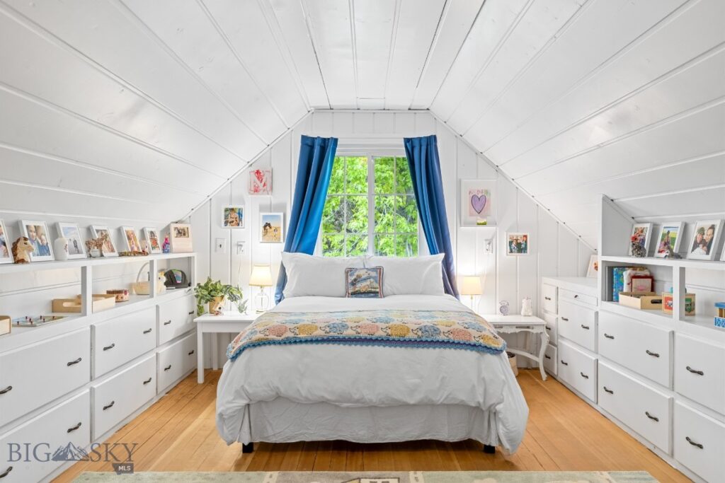 215 S 10th Street, Livingston MT 59047