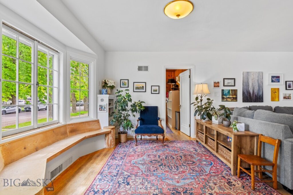 215 S 10th Street, Livingston MT 59047