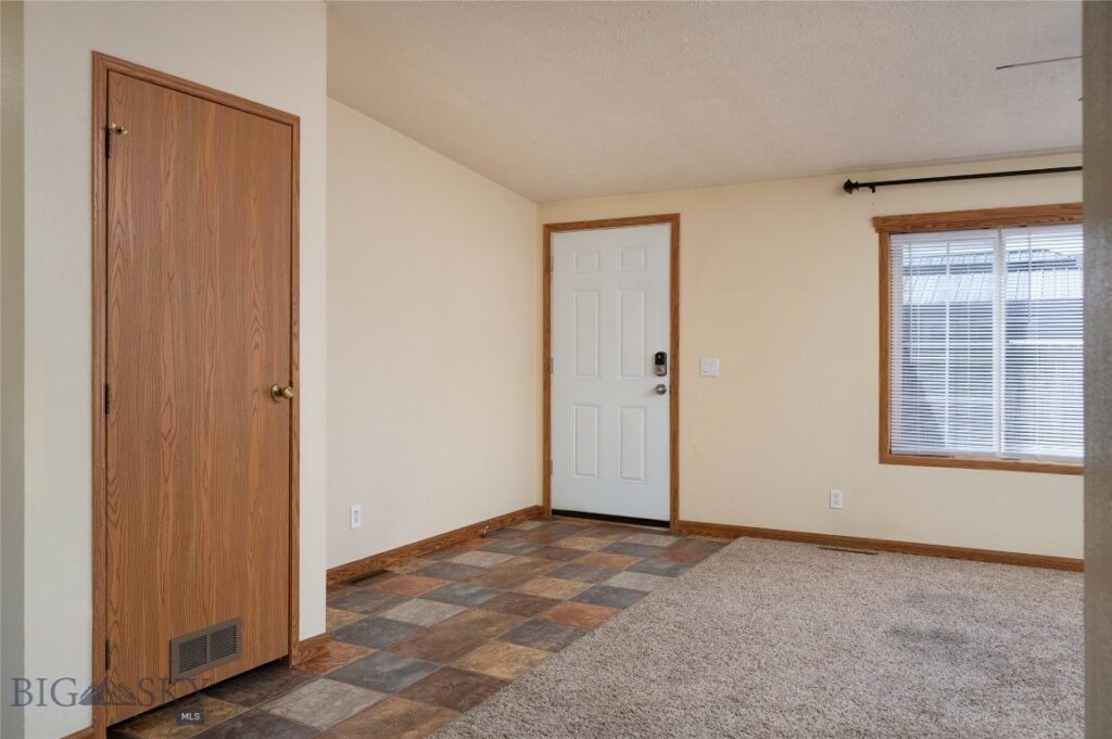 148 Green Tree, Belgrade MT 59714