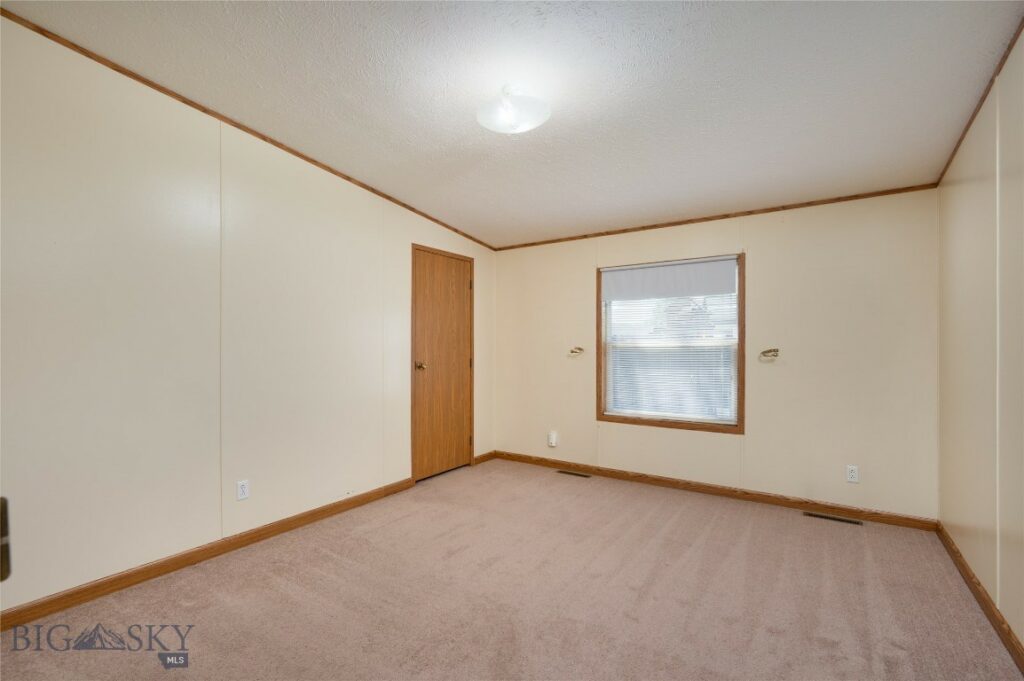 148 Green Tree, Belgrade MT 59714