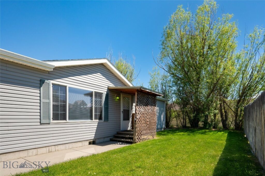 148 Green Tree, Belgrade MT 59714