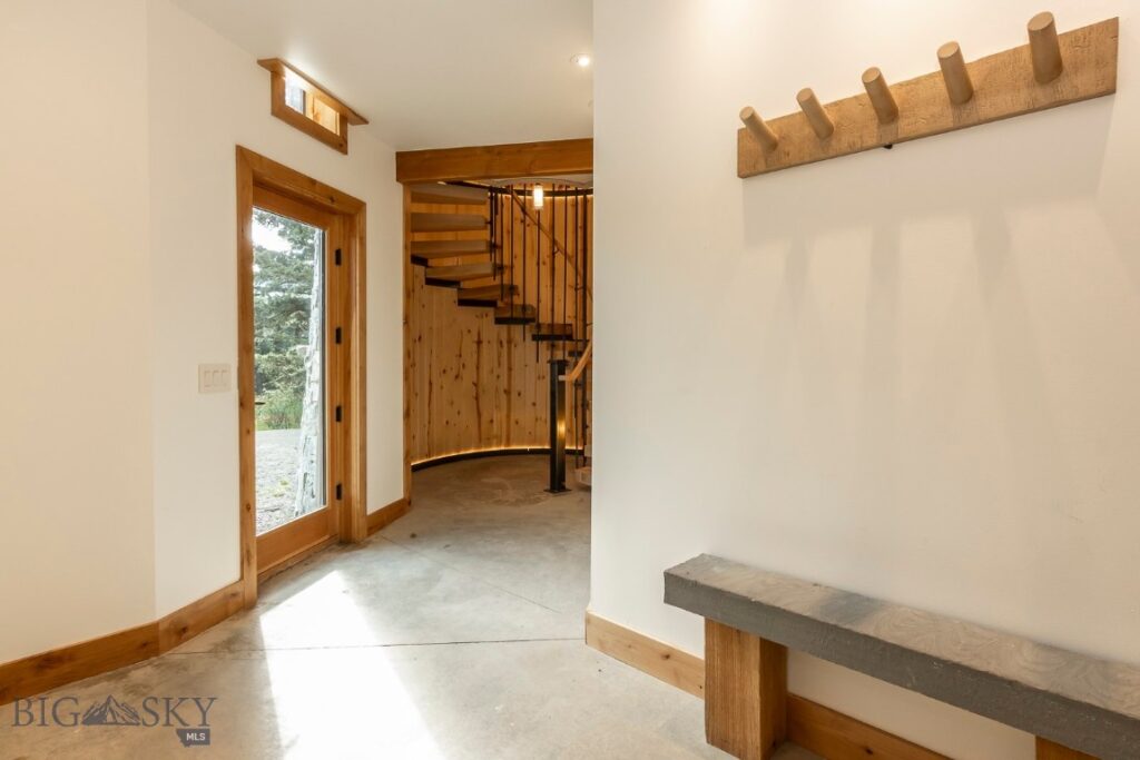 3096 Woodchuck Road, Bozeman MT 59715