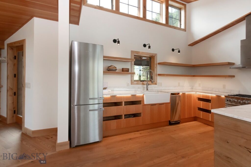 3096 Woodchuck Road, Bozeman MT 59715