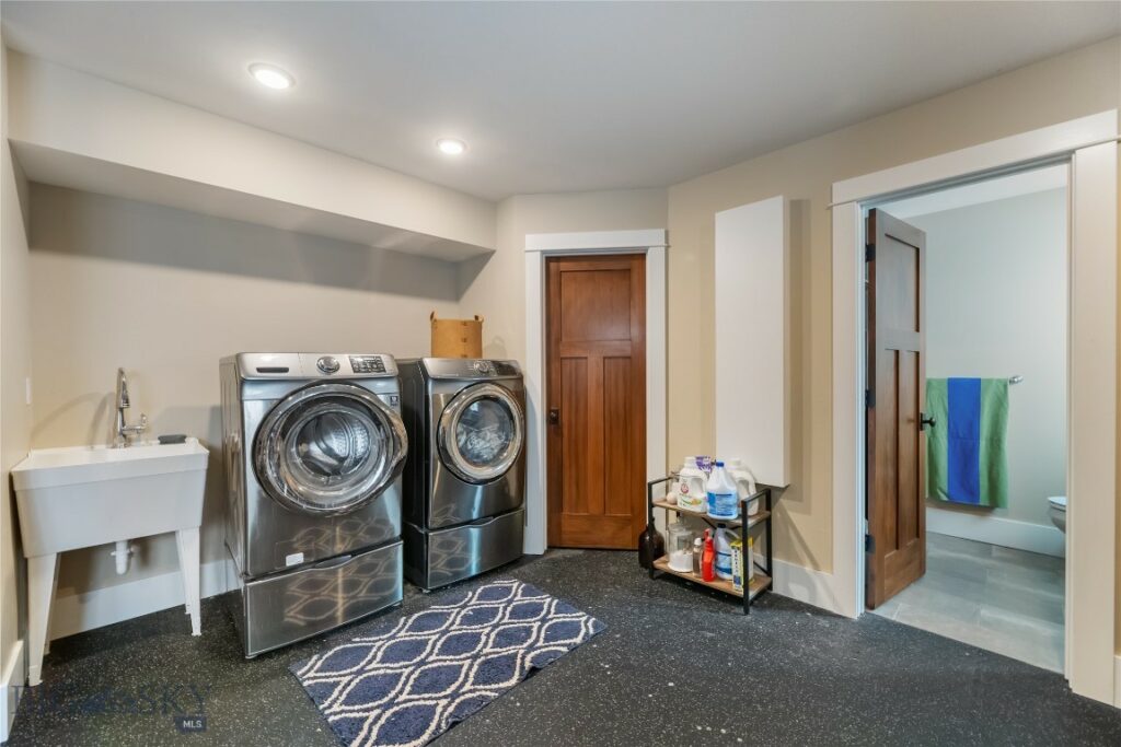 425 S Yellowstone Street, Livingston MT 59047