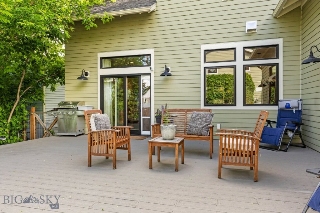 425 S Yellowstone Street, Livingston MT 59047