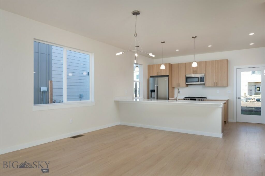 511 Companion Way, Belgrade MT 59714